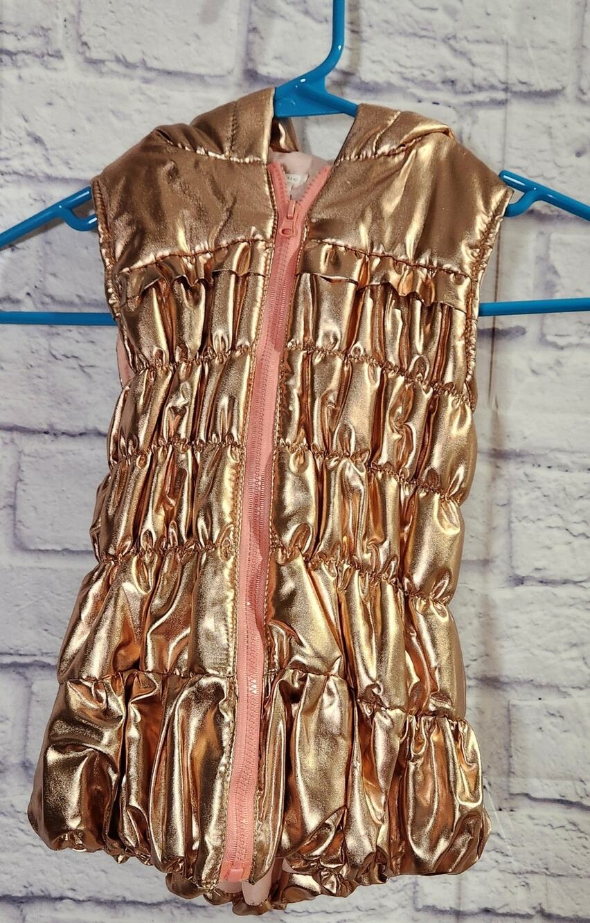 Forever Me Gold Metallic Pleated Puffer Vest 4T Hooded Full Zip Lightweight Soft